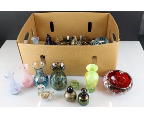 Collection of 20th century glass to include a Caithness swirl design vase (with origianl label), Phoenecian Malta glass vase 
