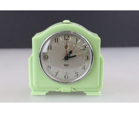 Art Deco Green Bakelite Smith Sectric Mantle Clock, 13cm 