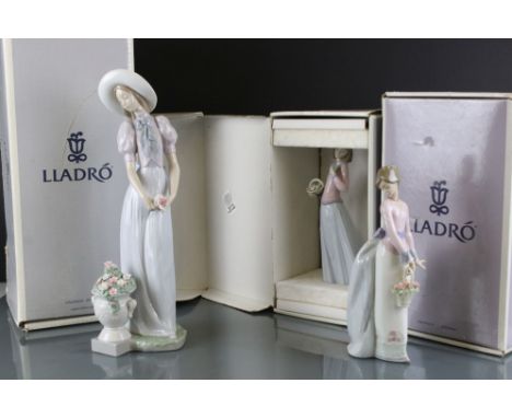 Lladro Blossom Of The Heart Porcelain Figurine 6782