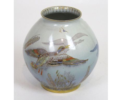 An Art Deco Carlton Ware vase of bulbous form Decorated in the Sketching Bird pattern, height 15cm, factory marks and numbere