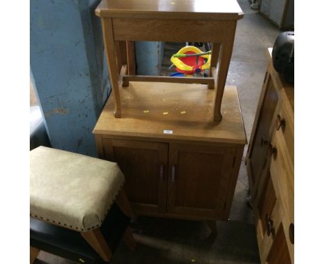 A LIGHT OAK TWO DOOR CABINET + AN OCCASIONAL TABLE ETC.  (3)