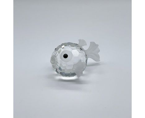 Part of the South Sea collection. A pufferfish with a clear faceted crystal body and frosted crystal tail, mouth and fins. Bl