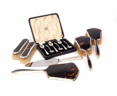 Mixed Lot: George V silver mounted tortoiseshell five-piece dressing table set comprising hand mirror, pair of hair brushes a