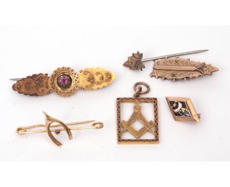 Mixed Lot: Masonic pendant featuring ruler and compass motif, stamped 9ct, a wishbone bar brooch stamped 9ct, a Victorian 15c