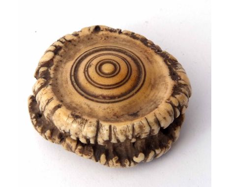 Late 19th century stag antler mount snuff box of shaped form with ring turned detail, width 6cms  