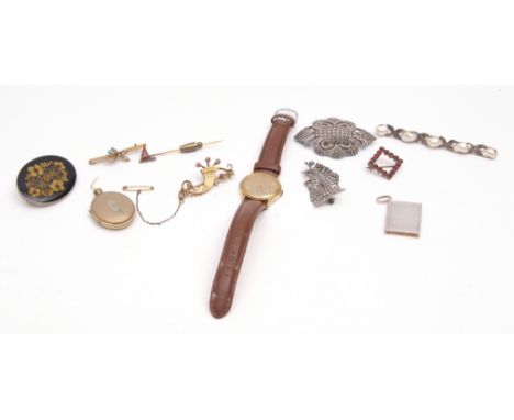 Mixed Lot: Mixed Lot: antique cornucopia brooch, Etruscan style, typically decorated with beads, scrolls and highlighted with