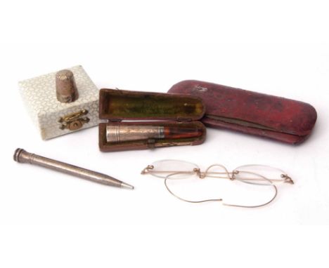 Mixed Lot: cased hallmarked silver thimble, together with a silver mounted cheroot holder and a cased pair of rimless spectac