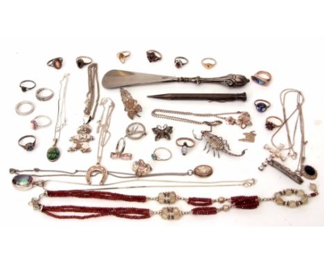 Box of mainly white metal jewellery to include rings, white metal cased pencil, silver handled shoe horn and various necklace