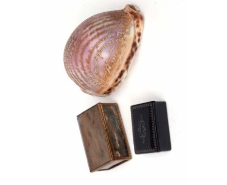 Mixed Lot: brass mounted moss agate trinket box of hinged rectangular form (a/f), together with a black papier mache and pewt