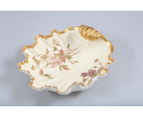 Royal Worcester scallop shaped bowl, decorated with hand painted flowers, gilt enrichments. Model No 1274, date coded 1892. 2