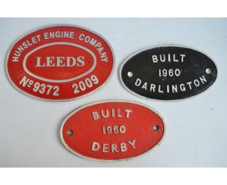 Relief cast metal Hunslet Engine Company loco plate (28.7x20cm) and 2 wagon plates, 'Built Derby 1960' and 'Built Darlington 