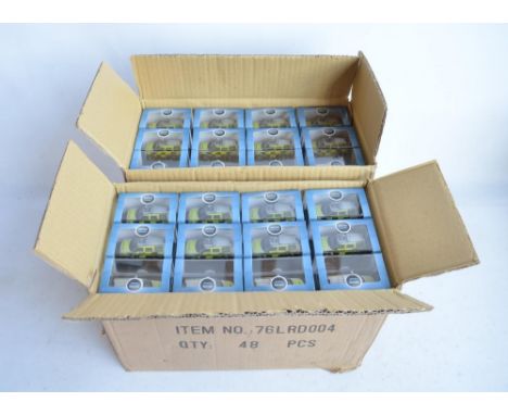 Two boxes containing 96x 1/76 scale (OO gauge) Oxford Diecast Highways Agency Land Rover Discovery models (item no 76LRD004),