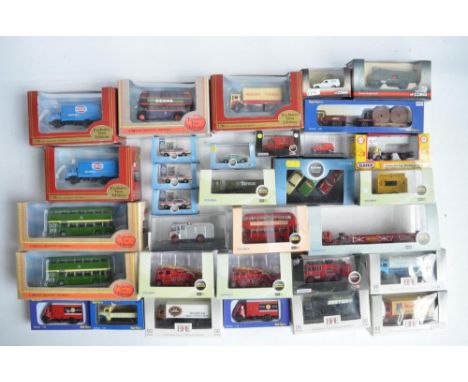 Collection of 1/76 scale (OO gauge) diecast model vehicles and vehicle sets from EFE, Corgi, Base-Toys and Oxford Diecast inc