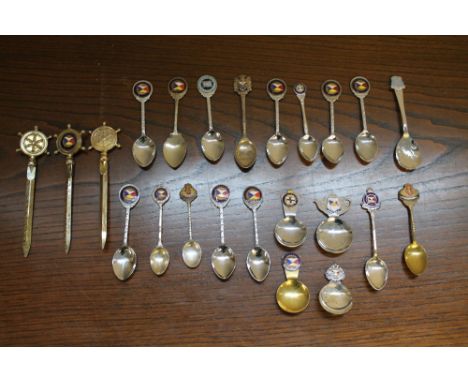 P&O MEMORABILIA - a collection of 16 P&O collectible souvenir spoons, 3 letter openers and 4 caddy spoons to include a P&O Ar