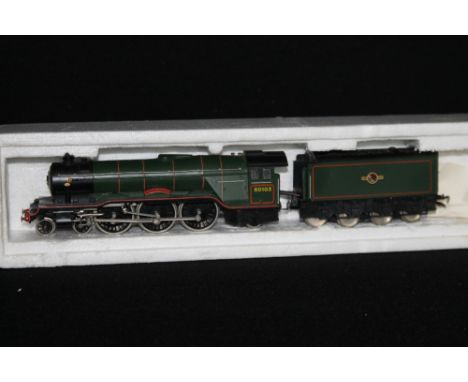 LILIPUT - ENGINE - a Liliput 'Flying Scotsman 60103' (E/G), 00 Gauge. The train body is in excellent condition, though there 