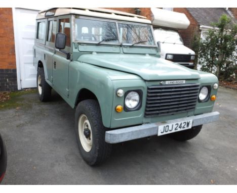 Rare Safari-roofed Stage 1 that's been with its 2nd owner for the last 35 years.Available from 1979-'85, the 90bhp V8-engined