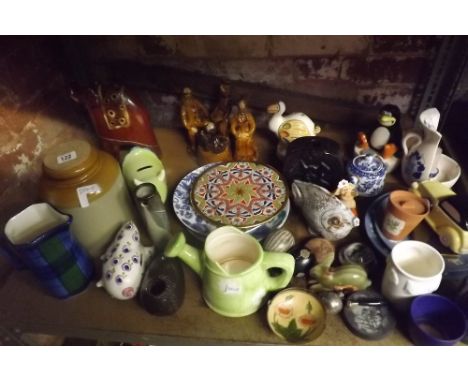 SHELF WITH MISC CHINA, PLATES, ORNAMENTS INCL: A STONE WARE JAR