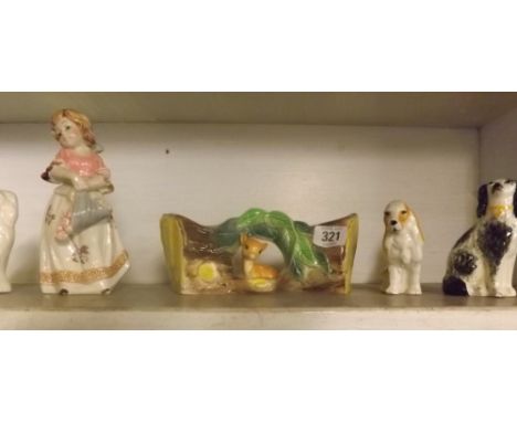 SHELF OF VARIOUS ORNAMENTS INCL: HORNSEY