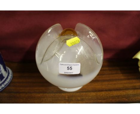 An Art glass lamp shade