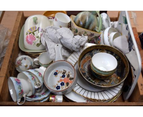 A selection of ceramics, to include cups and saucers in the Foley 'Cornflower' pattern, similar ceramics from Aynsley, Hammer