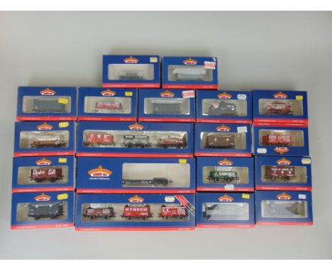 Collection of 19 Bachmann Branch-Line railway wagons, scale 1:79/00, all in original packaging