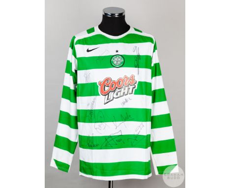 Alan Thompson rare green and white Celtic v. Chivas De Guadalajara long-sleeved shirt, 2006, Nike, L with crew-neck collar an