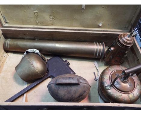 A large vintage suitcase containing a military shell inscribed to the base 76x636 DN30, DN8 - 5, 607, also included in the lo