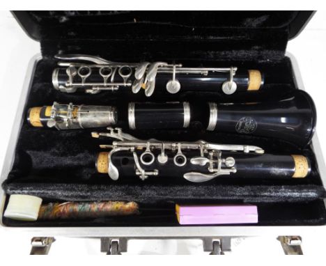 A Bach series 1001 clarinet in case Est £20 - £40  This lot MUST be paid for and collected, or delivery arranged, no later th