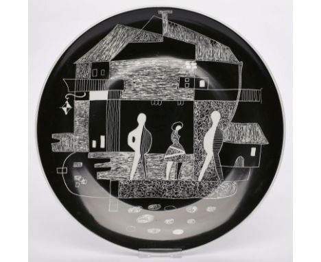 Gr. Wandteller, Chodziez/ Polen um 1960.Runde, leicht gemuldete Form, vollflächig m. Druckdekor in schwarz/ weiß bedeckt m. s