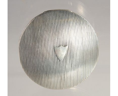 A DUTCH SILVER ENGINE TURNED CIRCULAR PILL BOX. 1.75ins diameter.