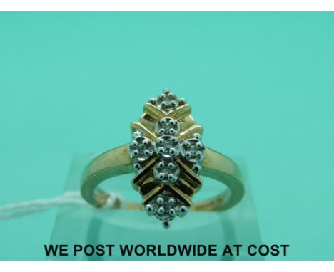 A 9ct gold ring set with diamonds (Size M)