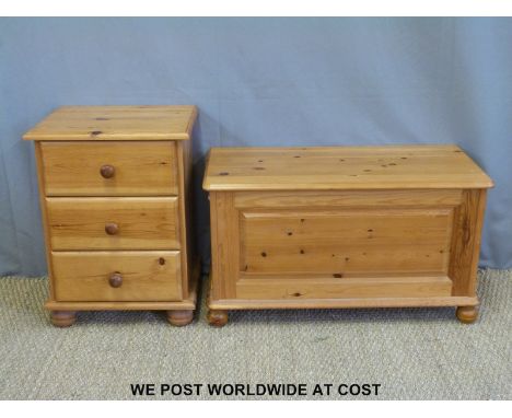 Pine trunk (width 84cm) and bedside cabinet. 