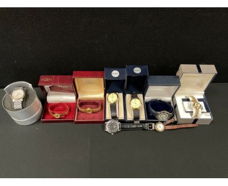 Silver WristwatcWatches - a World War I period silver cased trench watch, Swiss movement, London 1916 import marks, others la