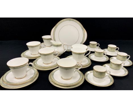 Royal Doulton Isabella pattern tea and coffee service comprised of; a picnic plate, milk jug, sugar bowl, six tea cups and sa