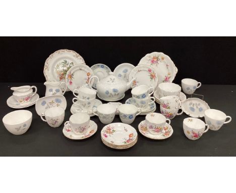 Royal Crown Derby - Derby Posies ware, including, tea cups and saucers, side plates, cake plate, trinket dishes, etc;  Wedgew