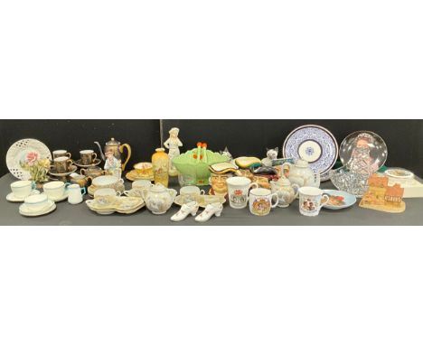 Ceramics and glass - pair of royal Worcester plates;  Beswick Siamese cat;  Burslem, W. R. Midwinter, Treasure Island series 