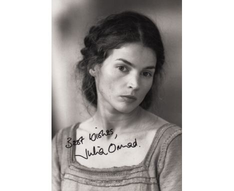  ENTERTAINMENT: Selection of signed postcard photographs and slightly larger, some 8 x 10s etc., by various actors and actres