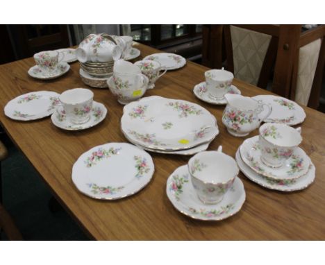 Royal Albert Moss Rose pattern tea set 