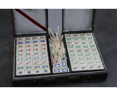 Boxed mahjong set