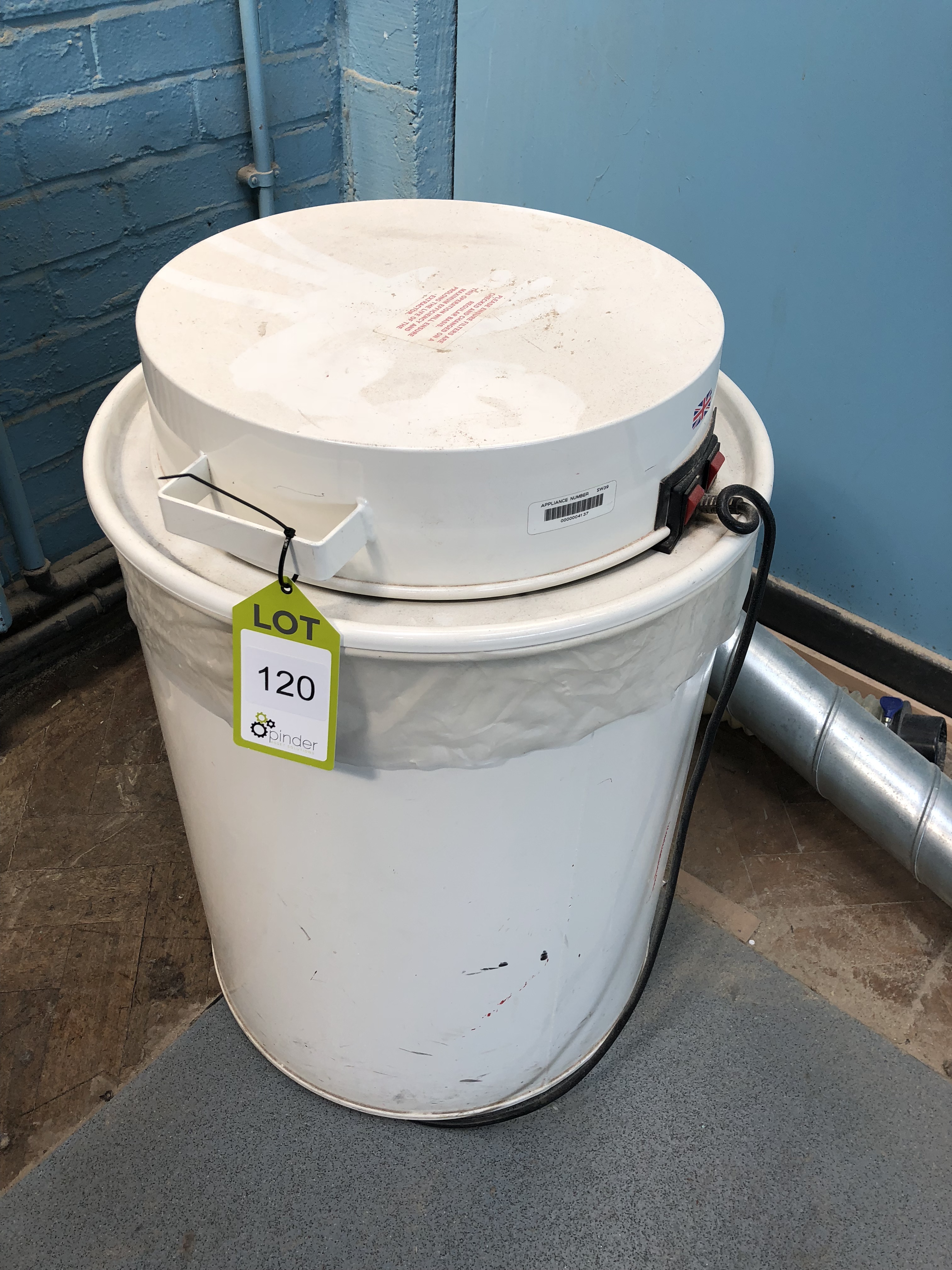 Axminster WV2 Dust Extraction Unit, 240volts, with flexible hose