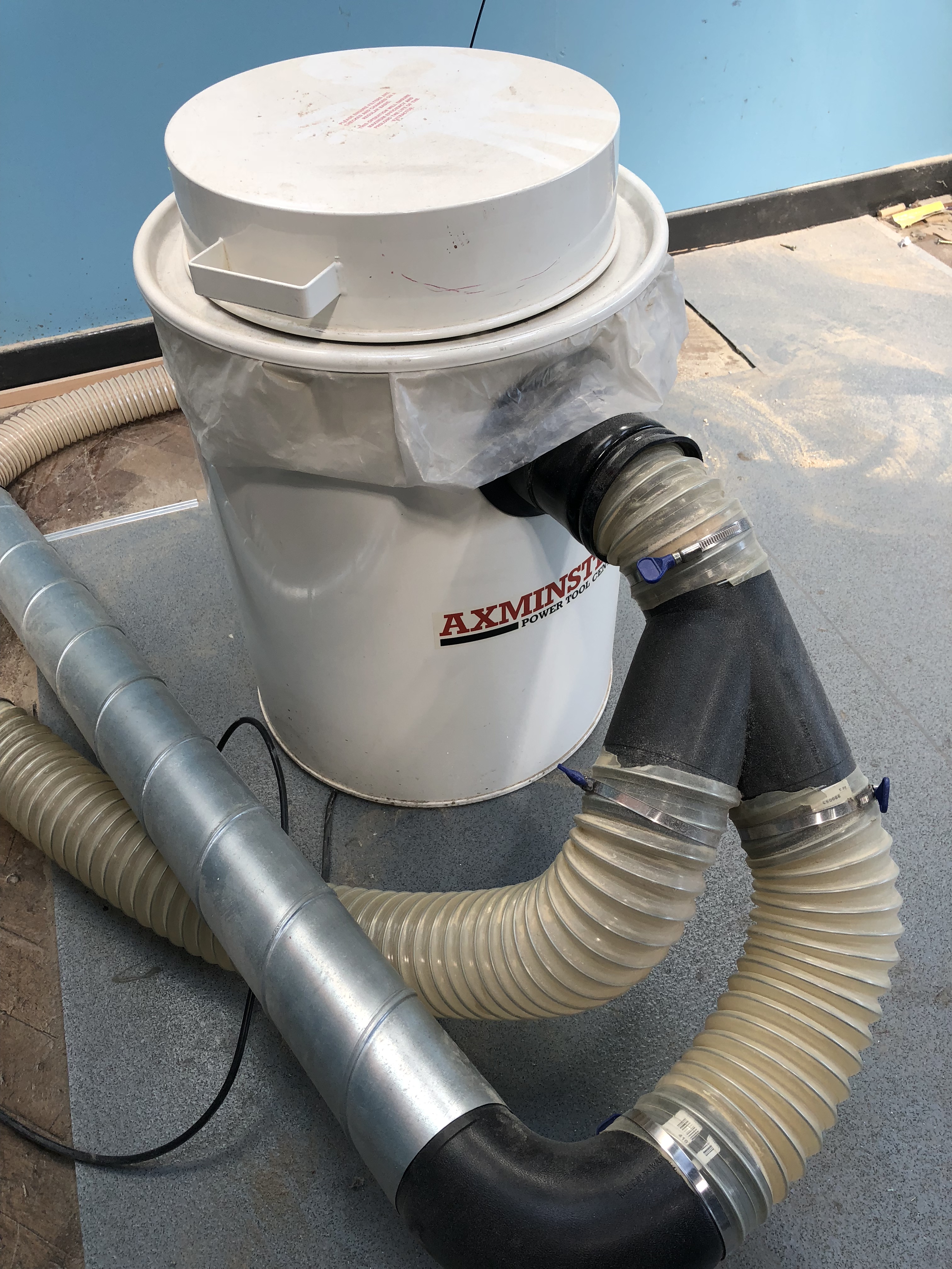 Axminster WV2 Dust Extraction Unit, 240volts, with flexible hose