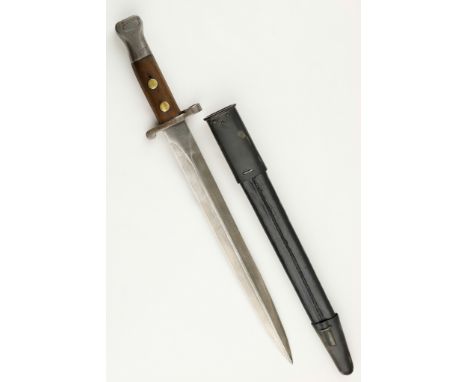 WWI BRITISH 1888 MKI TYPE II BAYONET AND SCABBARD Bayonet,12 in. long blade with an overall length of 16.5 in., for the P-14 