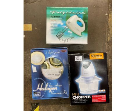 DELTA MINI KITCHEN CHOPPER, HAND MIXER AND HALOGEN RECESSED LIGHTING KIT
