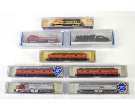 Bachmann/ Life-Like 'N' scale locomotives, comprising USRA 0-6-0 switcher and tender Santa Fe, Diesel locomotive U36-B Santa 