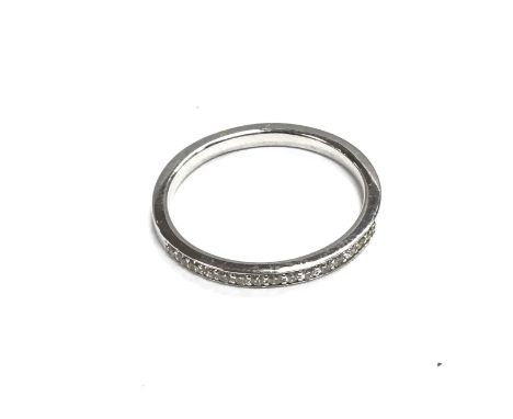 9ct white gold diamond 1/3 eternity ring. 1.8g and 0.20ct. Size M