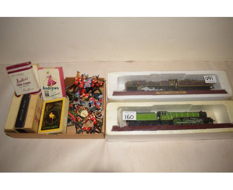 Hornby Railways: a 00-gauge locomotive LNER 'Flying Scotsman', no. 4472 and tender; together with a 'Pacific Chapelon Nord' l