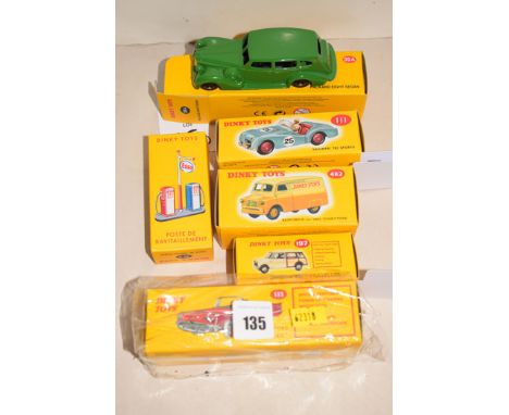 Dinky Replica diecast Models: Ford Thunderbird (555); Packard 8 Sedan (39A); Bedford 10cwt Van; Dinky Toys (482); Triumph TR2