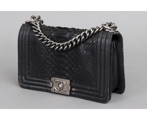CHANEL Boy vintage Handtasche  - schwarzes Leder (tlw. Pythonleder) &amp; Metall mit Ruthenium-Finish, Schließe in Form eines