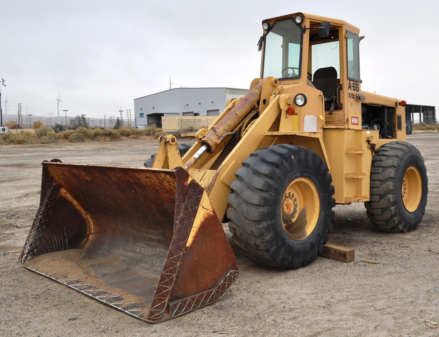 FORD MDL. A66 FRONT END LOADER, 3 CU. YD. BUCKET, CENTER PIVOT, 8086