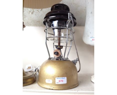 TILLEY PYREX LAMP. H35CM